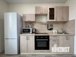 1-к квартира, посуточно, 40м2, 9/9 этаж