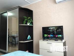 Студия квартира, посуточно, 25м2, 1/10 этаж