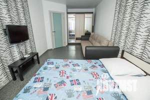 1-к квартира, посуточно, 36м2, 1/1 этаж