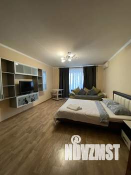 1-к квартира, посуточно, 62м2, 6/16 этаж