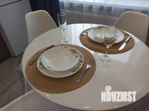 1-к квартира, посуточно, 39м2, 7/10 этаж