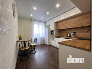 1-к квартира, посуточно, 38м2, 15/16 этаж