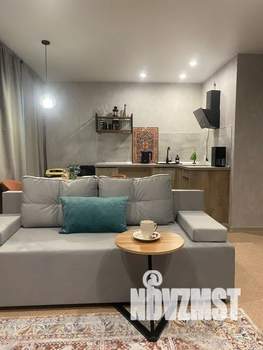 Студия квартира, посуточно, 34м2, 1/16 этаж