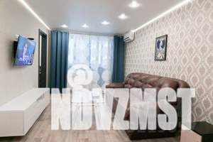 2-к квартира, посуточно, 47м2, 1/5 этаж