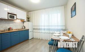 1-к квартира, посуточно, 40м2, 1/1 этаж