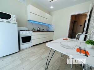 1-к квартира, посуточно, 48м2, 2/10 этаж