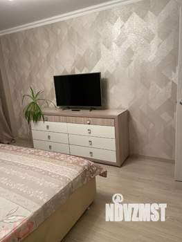 1-к квартира, посуточно, 37м2, 3/17 этаж