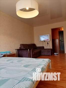 1-к квартира, посуточно, 40м2, 5/9 этаж