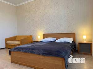 3-к квартира, посуточно, 72м2, 1/1 этаж