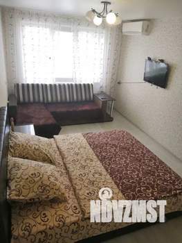 1-к квартира, посуточно, 40м2, 1/10 этаж