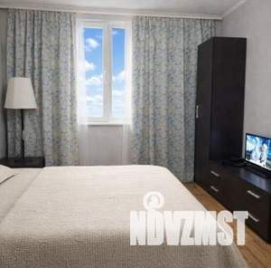 1-к квартира, посуточно, 28м2, 6/10 этаж