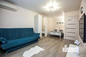 1-к квартира, посуточно, 40м2, 3/18 этаж