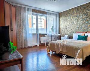 Студия квартира, посуточно, 27м2, 11/18 этаж