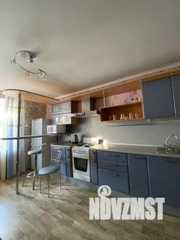 1-к квартира, посуточно, 62м2, 6/16 этаж