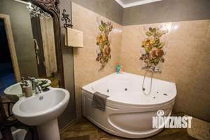 1-к квартира, посуточно, 50м2, 1/1 этаж