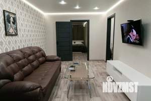 2-к квартира, посуточно, 47м2, 1/1 этаж