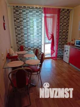 1-к квартира, посуточно, 43м2, 1/10 этаж