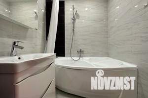 1-к квартира, посуточно, 45м2, 13/20 этаж