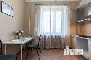 1-к квартира, посуточно, 37м2, 1/3 этаж