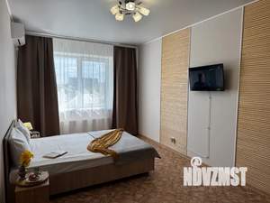 1-к квартира, посуточно, 40м2, 6/8 этаж