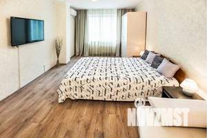 1-к квартира, посуточно, 39м2, 3/10 этаж