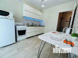 1-к квартира, посуточно, 40м2, 2/10 этаж