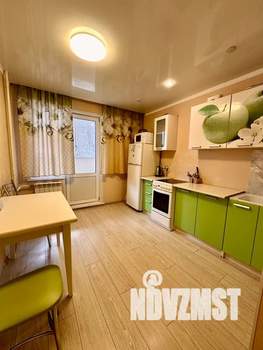 1-к квартира, посуточно, 36м2, 1/10 этаж