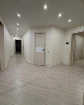 3-к квартира, на длительный срок, 115м2, 2/17 этаж