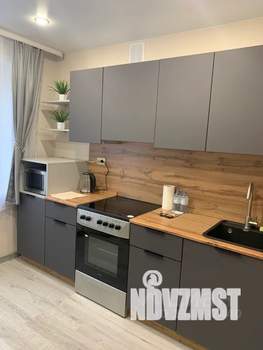 1-к квартира, посуточно, 35м2, 1/9 этаж