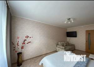 1-к квартира, посуточно, 38м2, 5/14 этаж