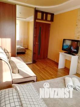 1-к квартира, посуточно, 32м2, 10/10 этаж