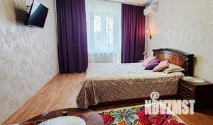 1-к квартира, посуточно, 33м2, 4/9 этаж