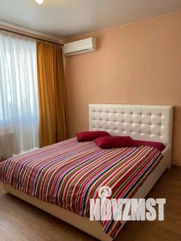 1-к квартира, посуточно, 38м2, 4/9 этаж