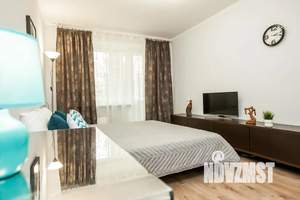 1-к квартира, посуточно, 34м2, 3/9 этаж