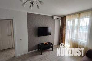 1-к квартира, посуточно, 40м2, 11/16 этаж