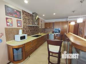 3-к квартира, на длительный срок, 100м2, 5/8 этаж