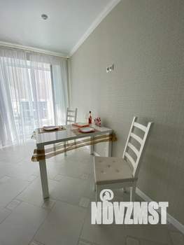 1-к квартира, посуточно, 38м2, 4/9 этаж