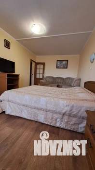 Студия квартира, посуточно, 35м2, 8/9 этаж