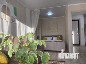 1-к квартира, посуточно, 42м2, 13/18 этаж