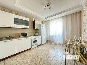 1-к квартира, посуточно, 37м2, 1/1 этаж