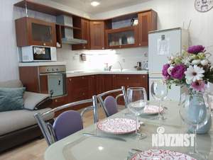 2-к квартира, посуточно, 60м2, 1/1 этаж