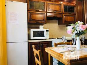 1-к квартира, посуточно, 41м2, 3/10 этаж