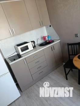 Студия квартира, посуточно, 33м2, 17/18 этаж