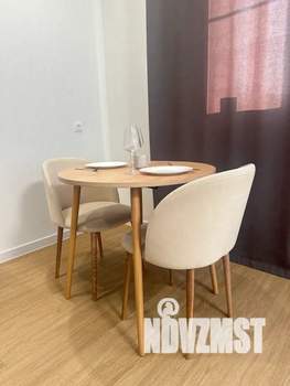 Студия квартира, посуточно, 37м2, 13/18 этаж