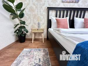 1-к квартира, посуточно, 40м2, 2/14 этаж