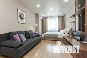 1-к квартира, посуточно, 37м2, 4/10 этаж