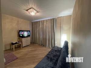 1-к квартира, посуточно, 40м2, 9/18 этаж