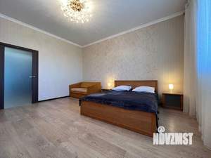 3-к квартира, посуточно, 72м2, 1/1 этаж