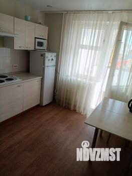 1-к квартира, посуточно, 56м2, 3/10 этаж