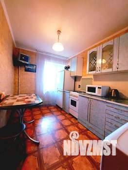 1-к квартира, посуточно, 38м2, 9/16 этаж